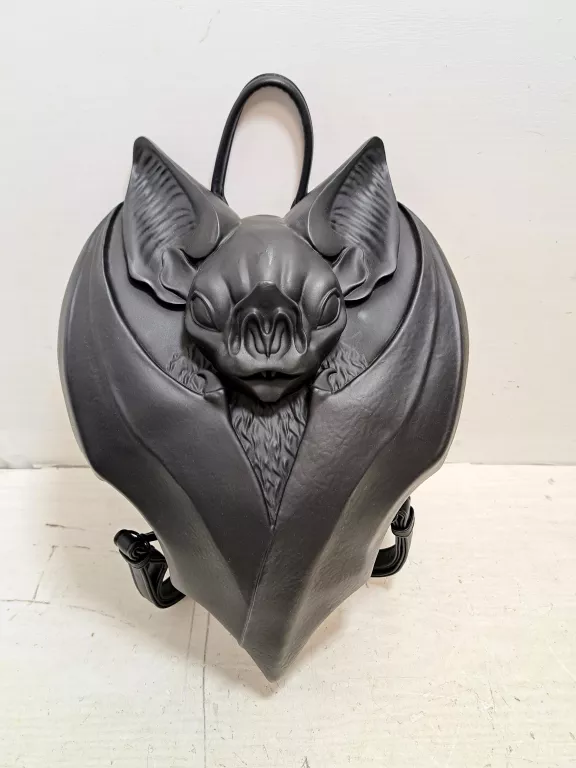 plecak-killstar-nietoperz-stan-uzywany