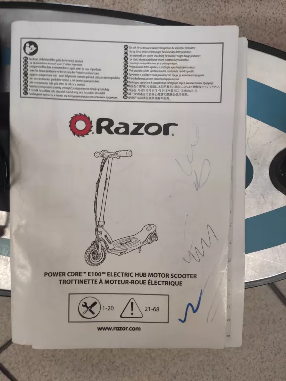 HULAJNOGA ELEKTRYCZNA RAZOR POWER CORE E 100