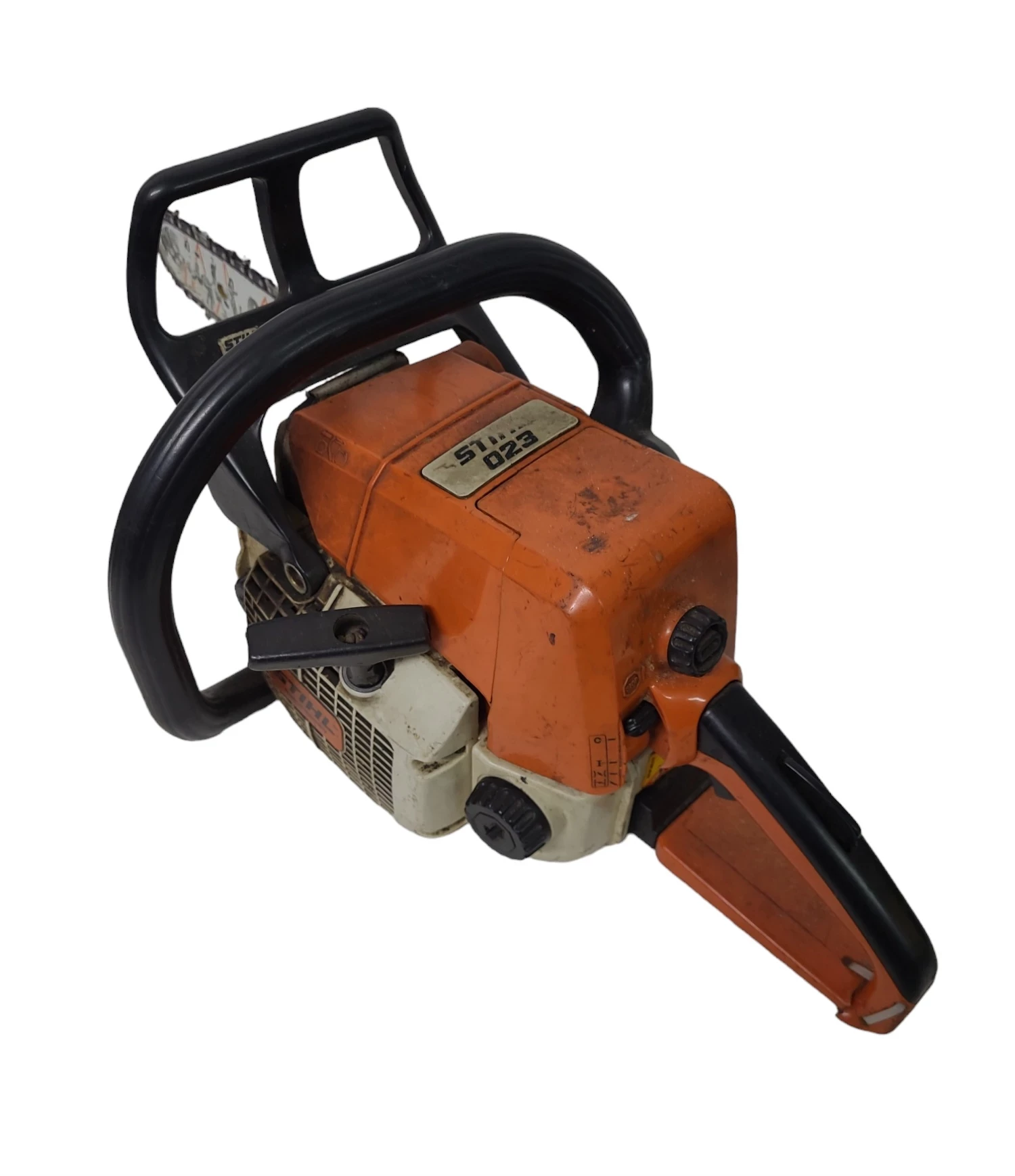 pila-spalinowa-stihl-023-zasilanie-spalinowe