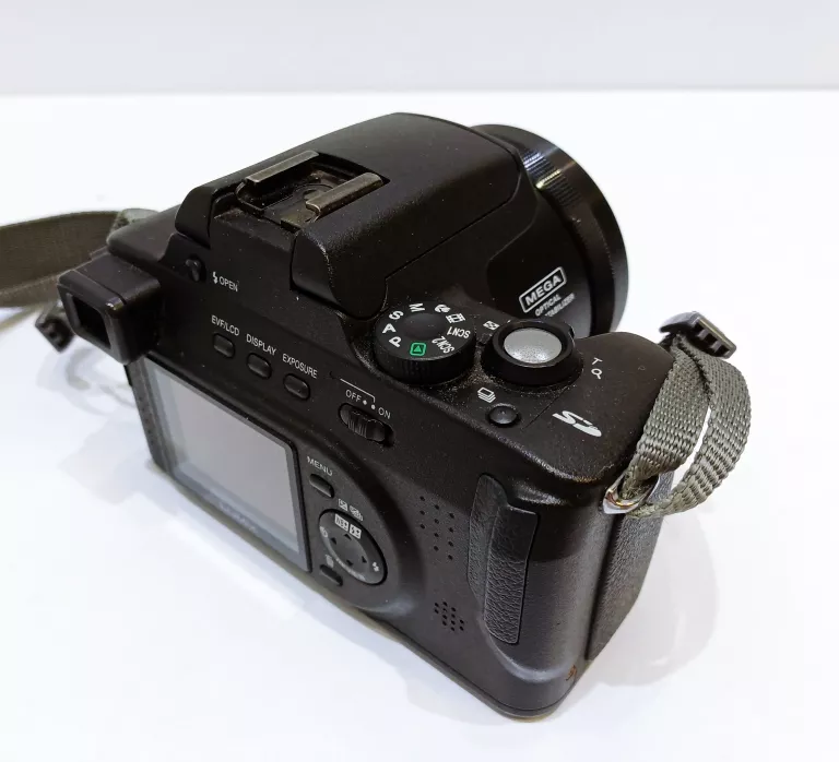 APARAT PANASONIC DMC-FZ20 LUMIX Z ŁADOWARKĄ