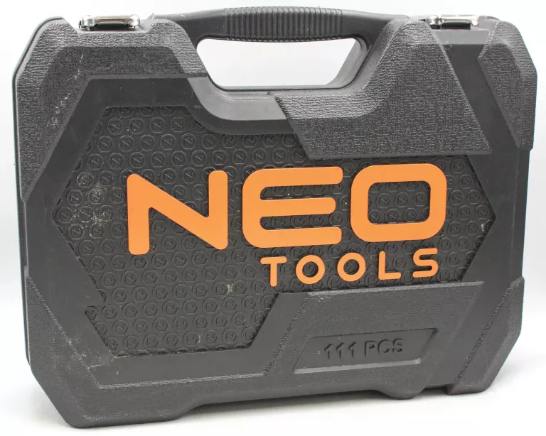 ZESTAW KLUCZY NASADOWYCH NEO TOOLS 111 SZT.
