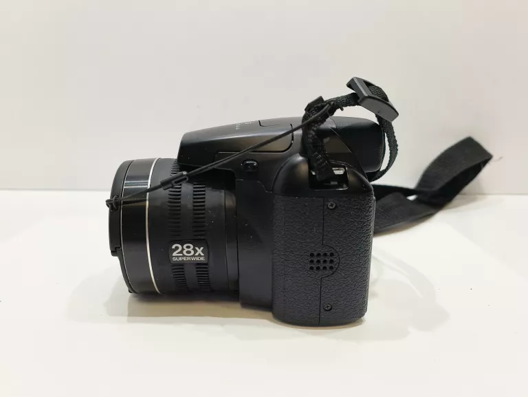 APARAT FUJIFILM FINEPIX S4400 KOMPLET