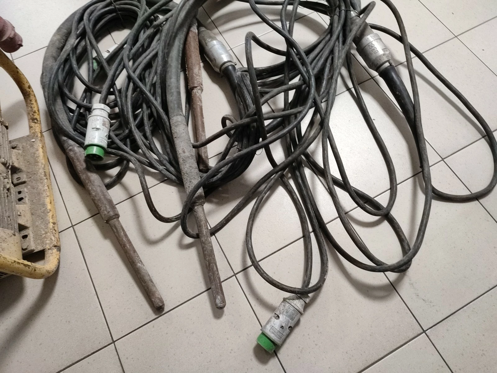 przetwornica-czestotliwosci-uf-61-3x-bulawa-elektryczna-do-beton-marka-248811-1221536