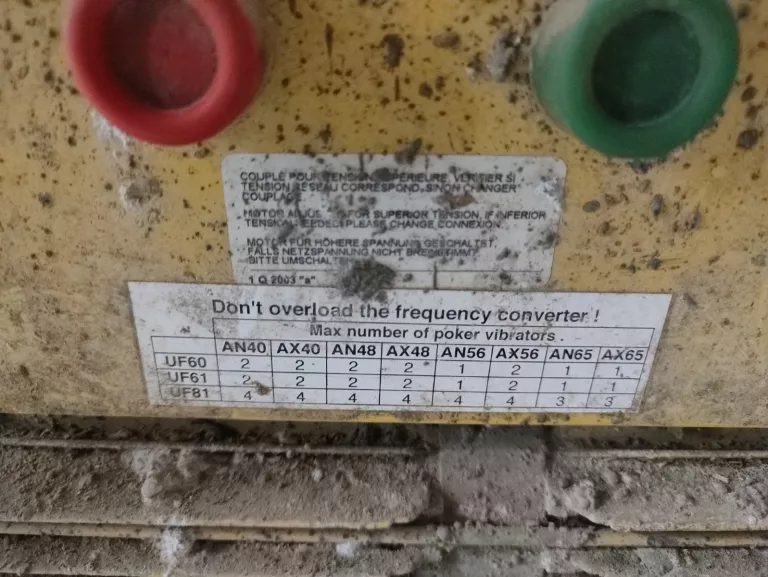 przetwornica-czestotliwosci-uf-61-3x-bulawa-elektryczna-do-beton-product-id-046d6b7a-888f-40cc-a60f-cc511232b4e2