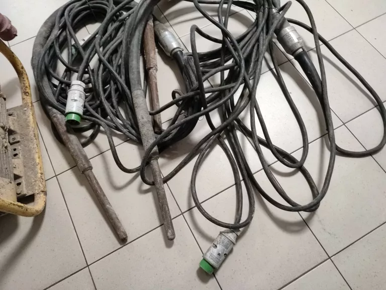 przetwornica-czestotliwosci-uf-61-3x-bulawa-elektryczna-do-beton-marka-248811-1221536