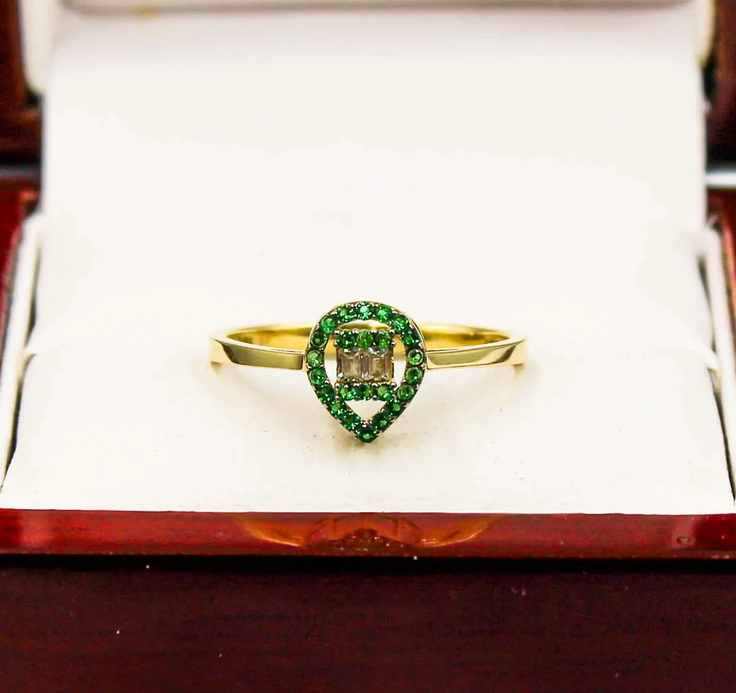 zloty-pierscionek-z-cyrkoniami-p585-w150-r17-material-15835-2