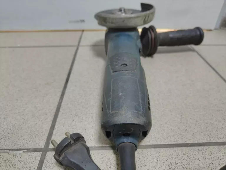 SZLIFIERKA KĄTOWA BOSCH GWS 15-125 CL 1500W