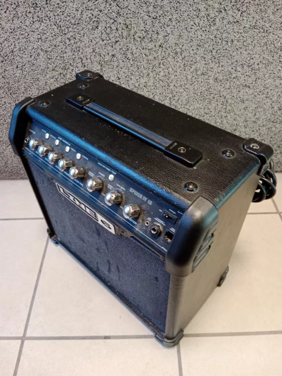 WZMACNIACZ GITAROWY LINE 6 SPIDER IV 75W