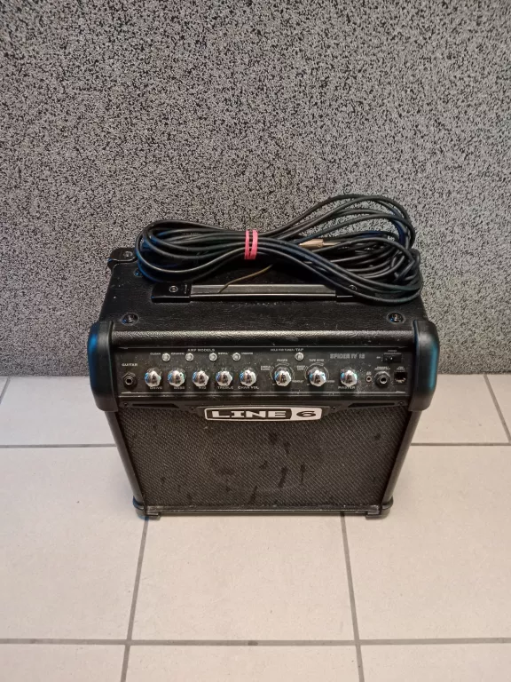 WZMACNIACZ GITAROWY LINE 6 SPIDER IV 75W