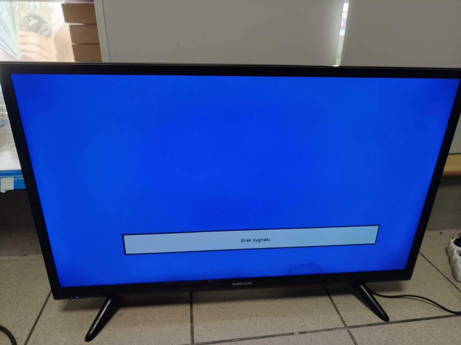 tv-manta-32-led3204-bez-pilota-przekatna-ekranu-cale-3150