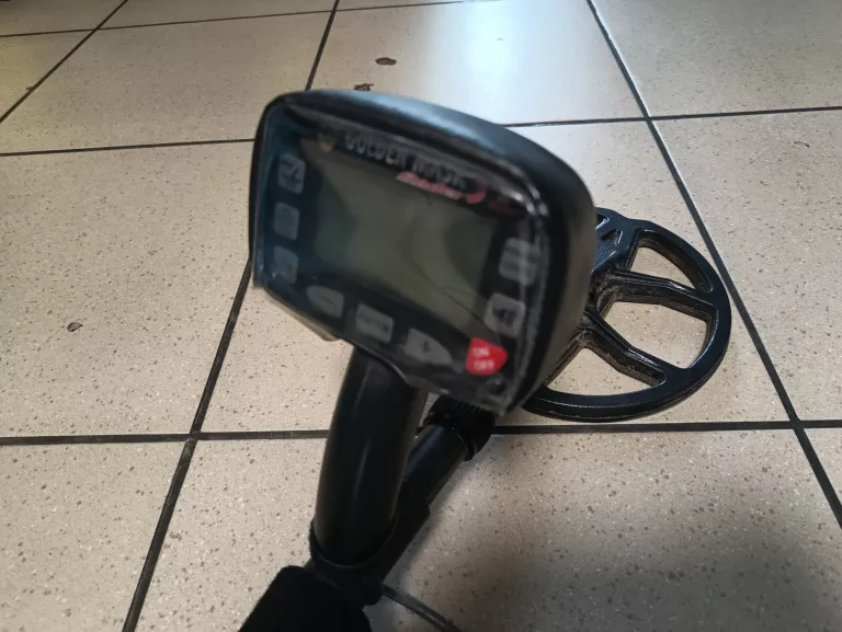 wykrywacz-metali-golden-mask-5-finder-model-gm4wd-9s