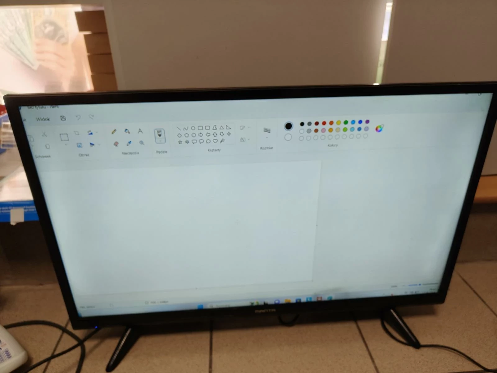 tv-manta-32-led3204-bez-pilota-stan-uzywany