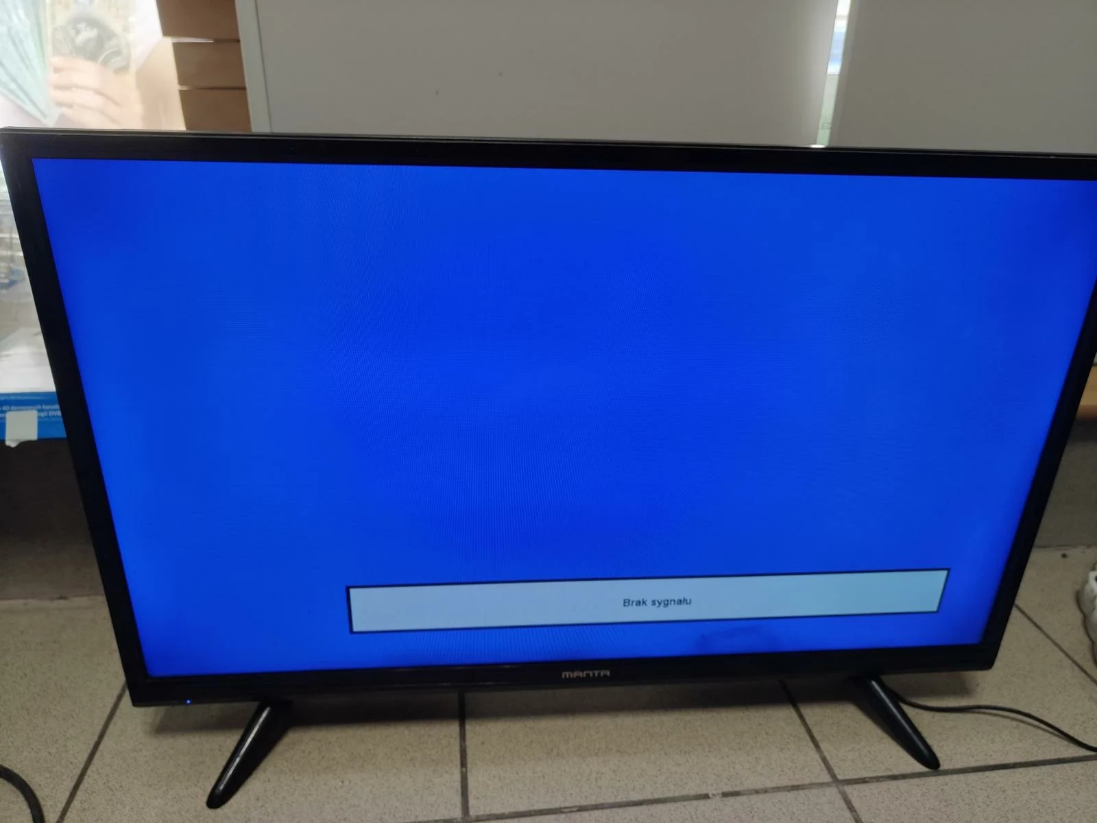 tv-manta-32-led3204-bez-pilota-typ-telewizora-led