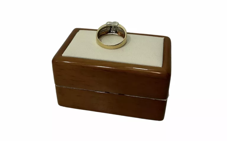 doskonaly-zloty-pierscionek-59g-585-vs-si1-14-diamentow-r20-rodzaj-klasyczne