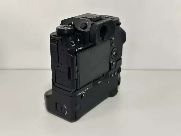 aparat-fotograficzny-fujifilm-x-h2s-korpus-body-przeb-15k-zdjec-w-zestawie-korpus