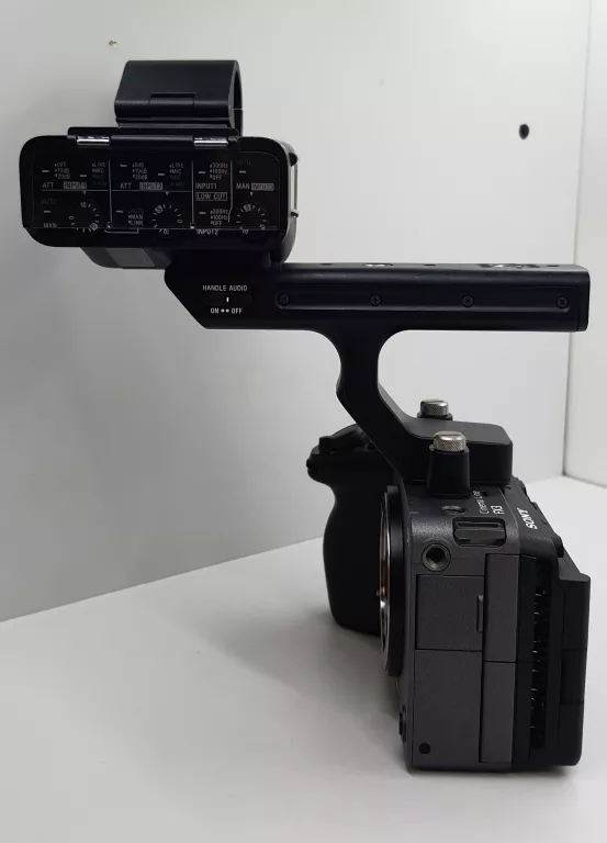PEŁNOKLATKOWA KAMERA CYFROWA SONY FX3 - ILME-FX3 + UCHWYT SONY XLR-H1