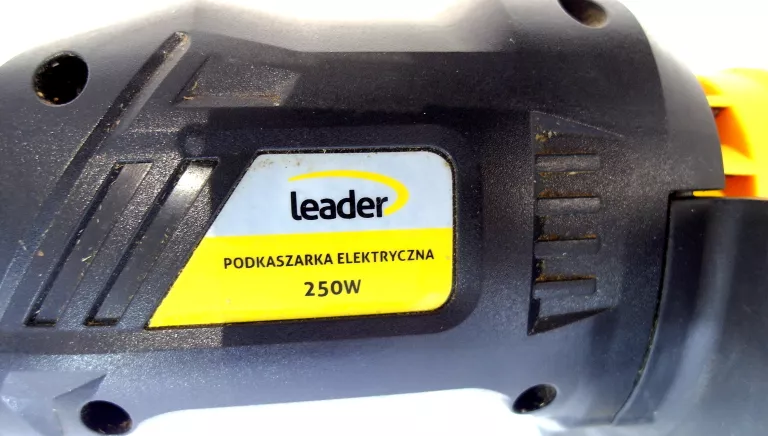 PODKASZARKA LEADER CJD5201 250W
