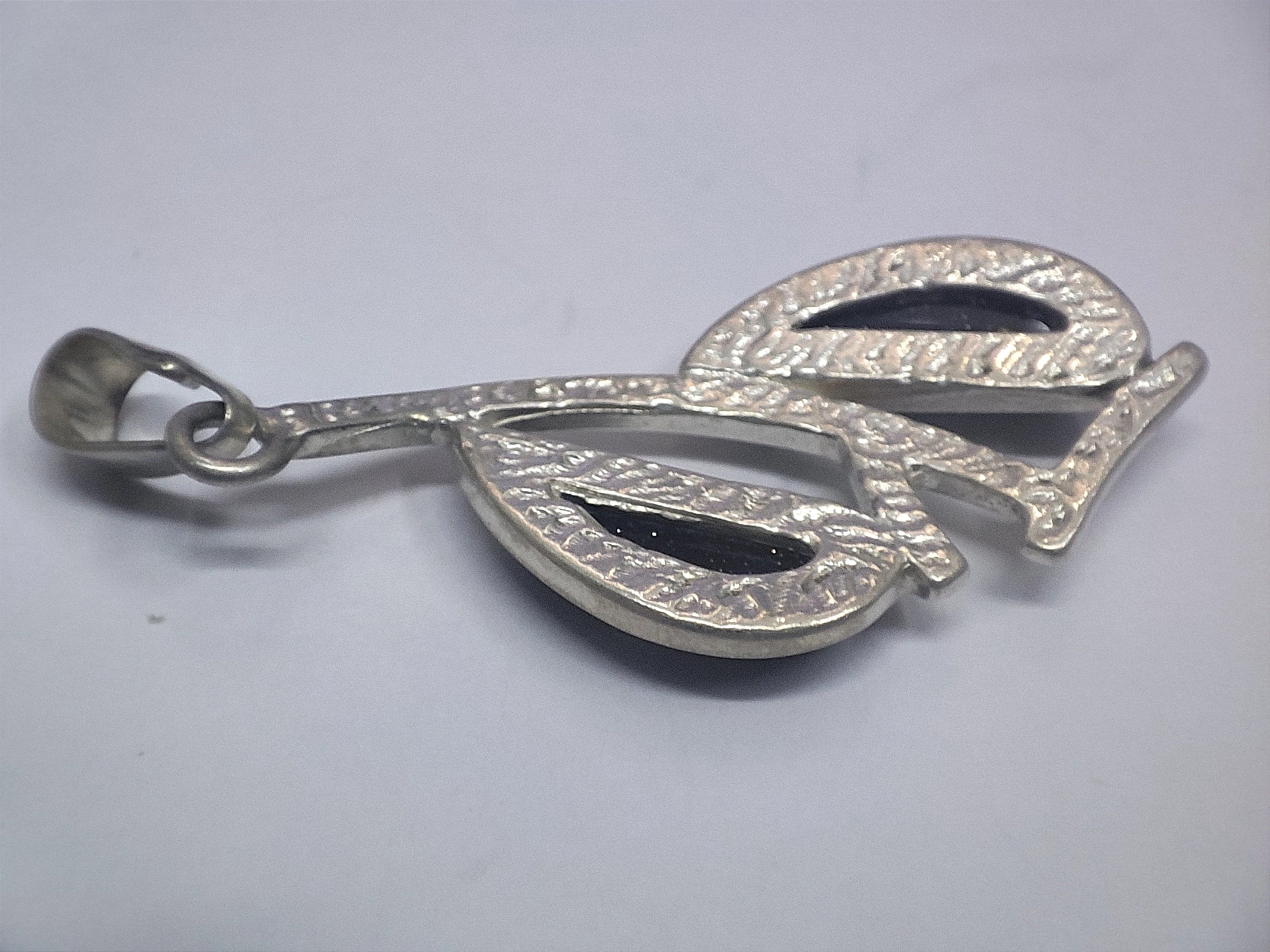 srebrna-zawieszka-z-ciemnym-kamieniem-925-398-g-rodzaj-2205-2