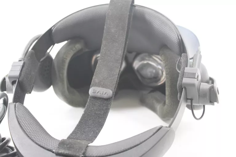 GOGLE VR HTC VIVE COSMOS