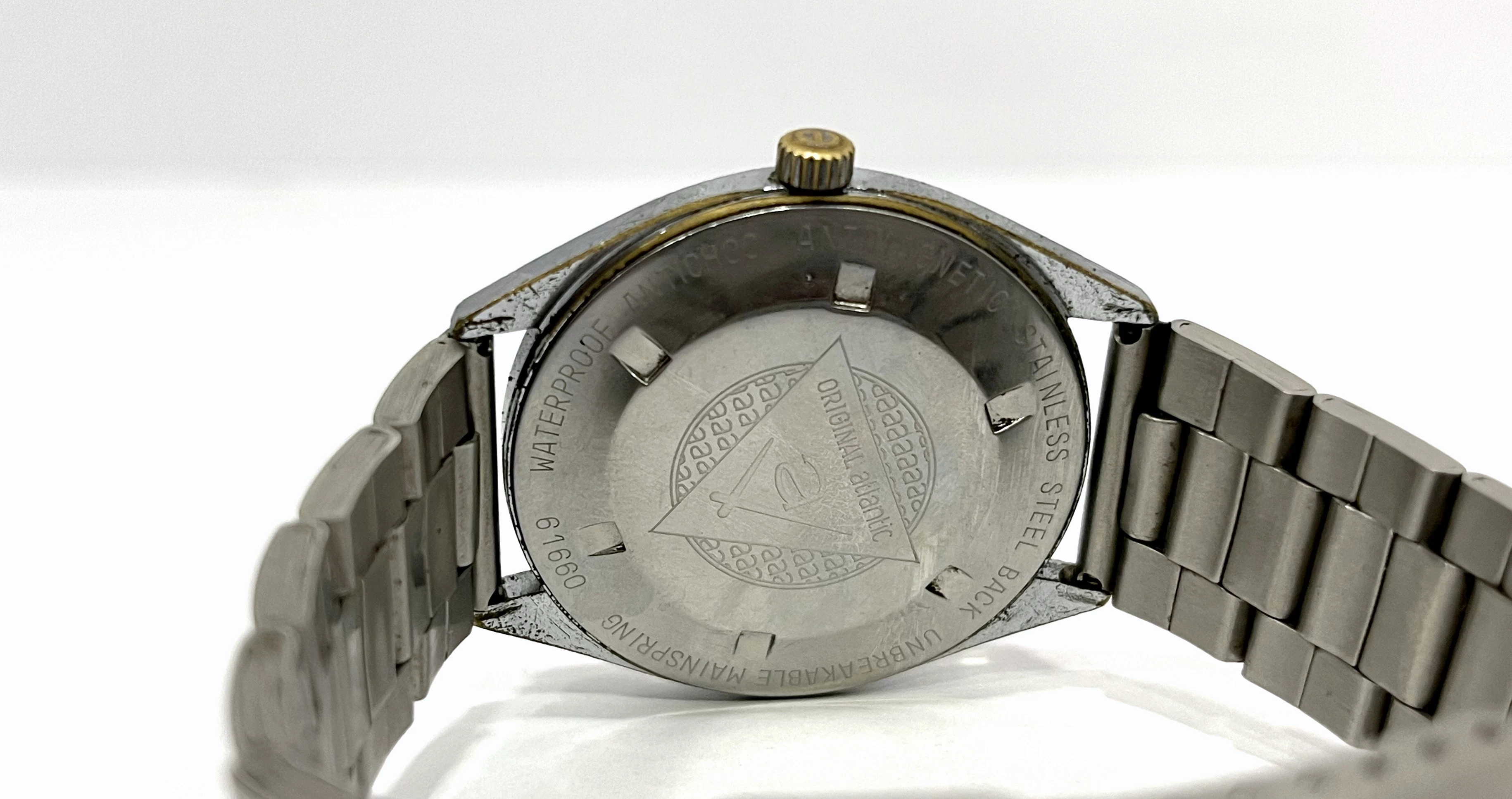 zegarek-atlantic-worldmaster-original-61660-ksztalt-koperty-okragla