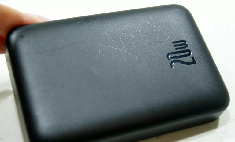 POJEMNY BEZPRZEWODOWY POWERBANK INDUKCYJNY BASEUS PPCXM10 10000 MAH