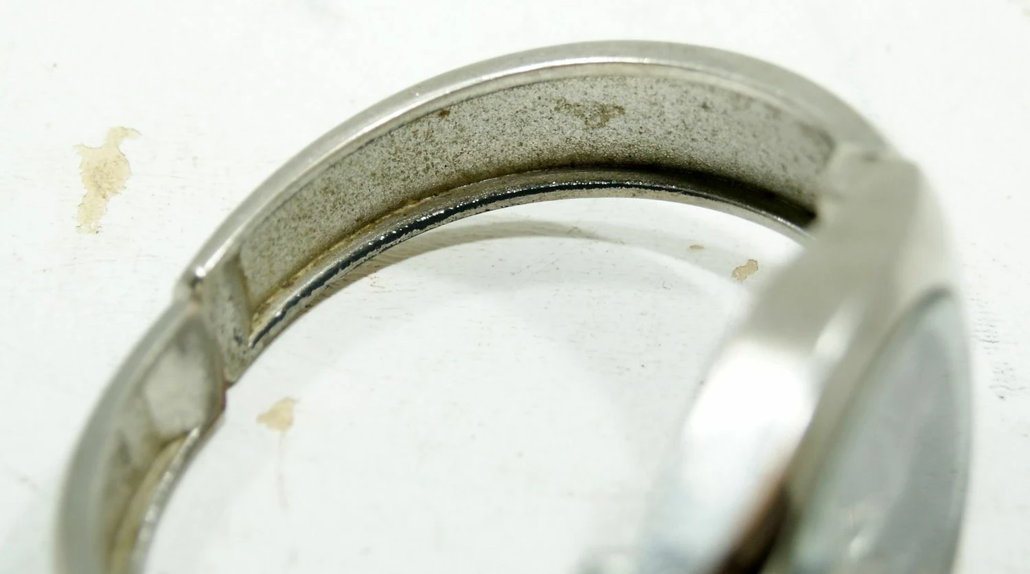 ponadczasowy-damski-zegarek-concorde-szkielko-mineralne