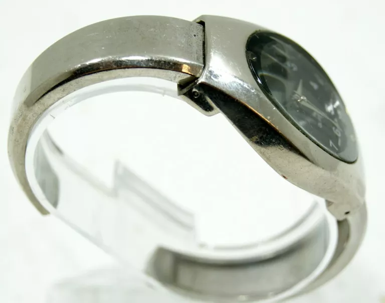 ponadczasowy-damski-zegarek-concorde-mechanizm-kwarcowy