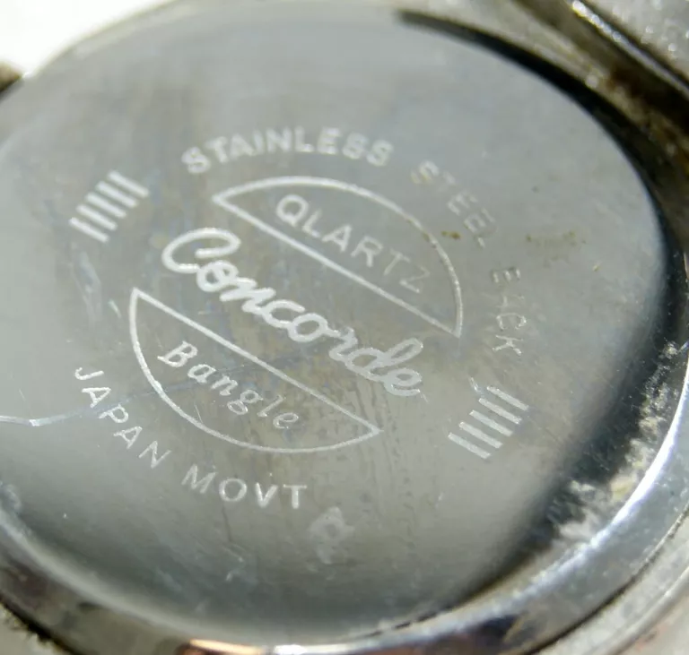 ponadczasowy-damski-zegarek-concorde-wodoszczelnosc-brak