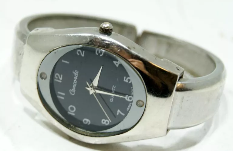 ponadczasowy-damski-zegarek-concorde-material-paska-tworzywo-sztuczne