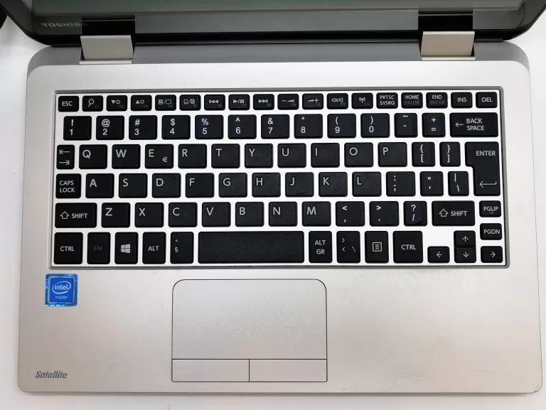 LAPTOP TOSHIBA RADIUS CL10W-C-107