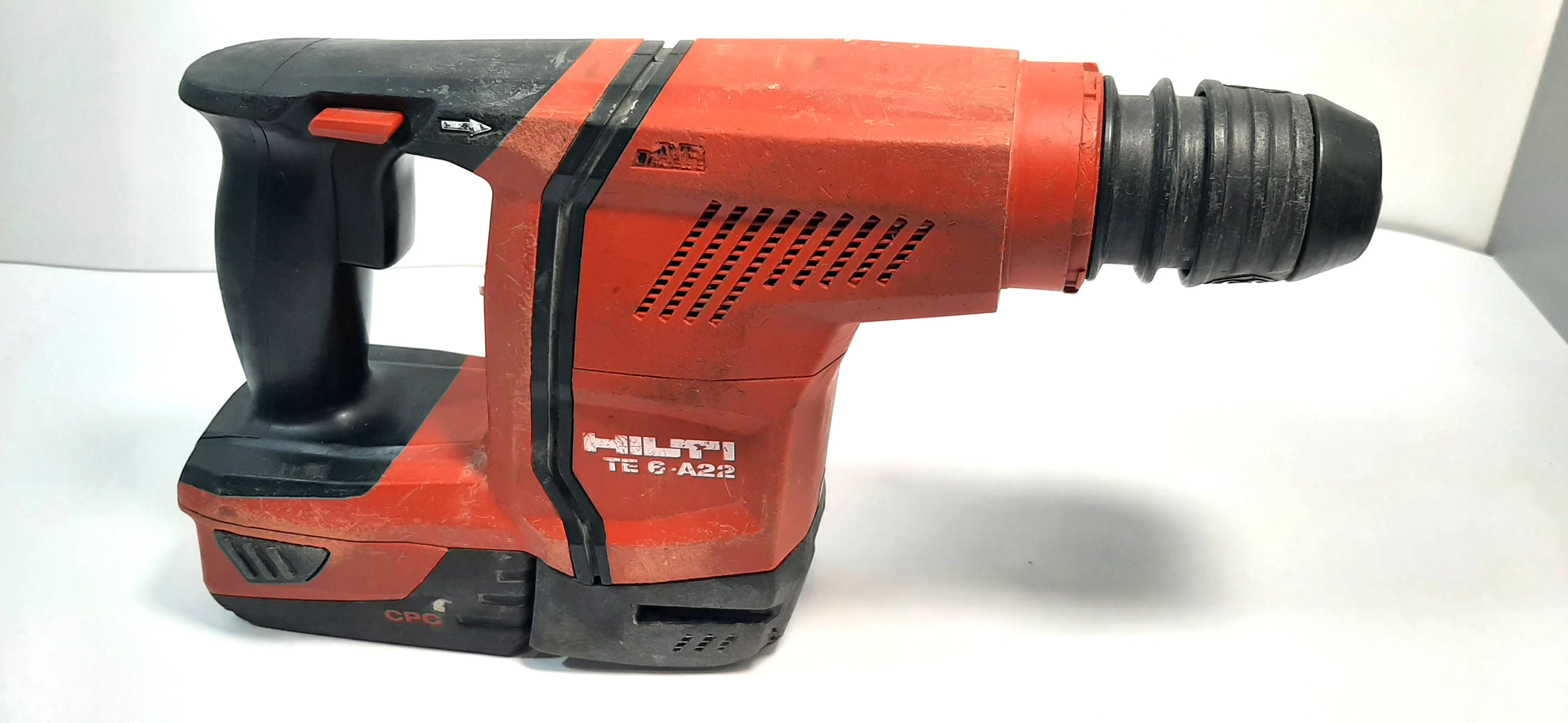 mlotowiertarka-akumulatorowa-hilti-te-6-a22-aku-energia-udaru-250