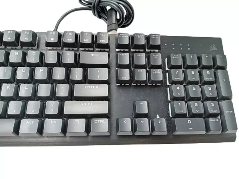 klawiatura-crosair-k60-rgb-pro-typ-klawiatury-217377-276929