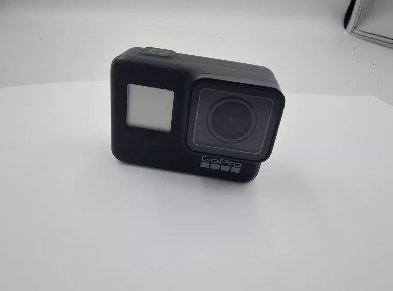 KAMERA SPORTOWA GOPRO HERO 7 BLACK + OBUDOWA