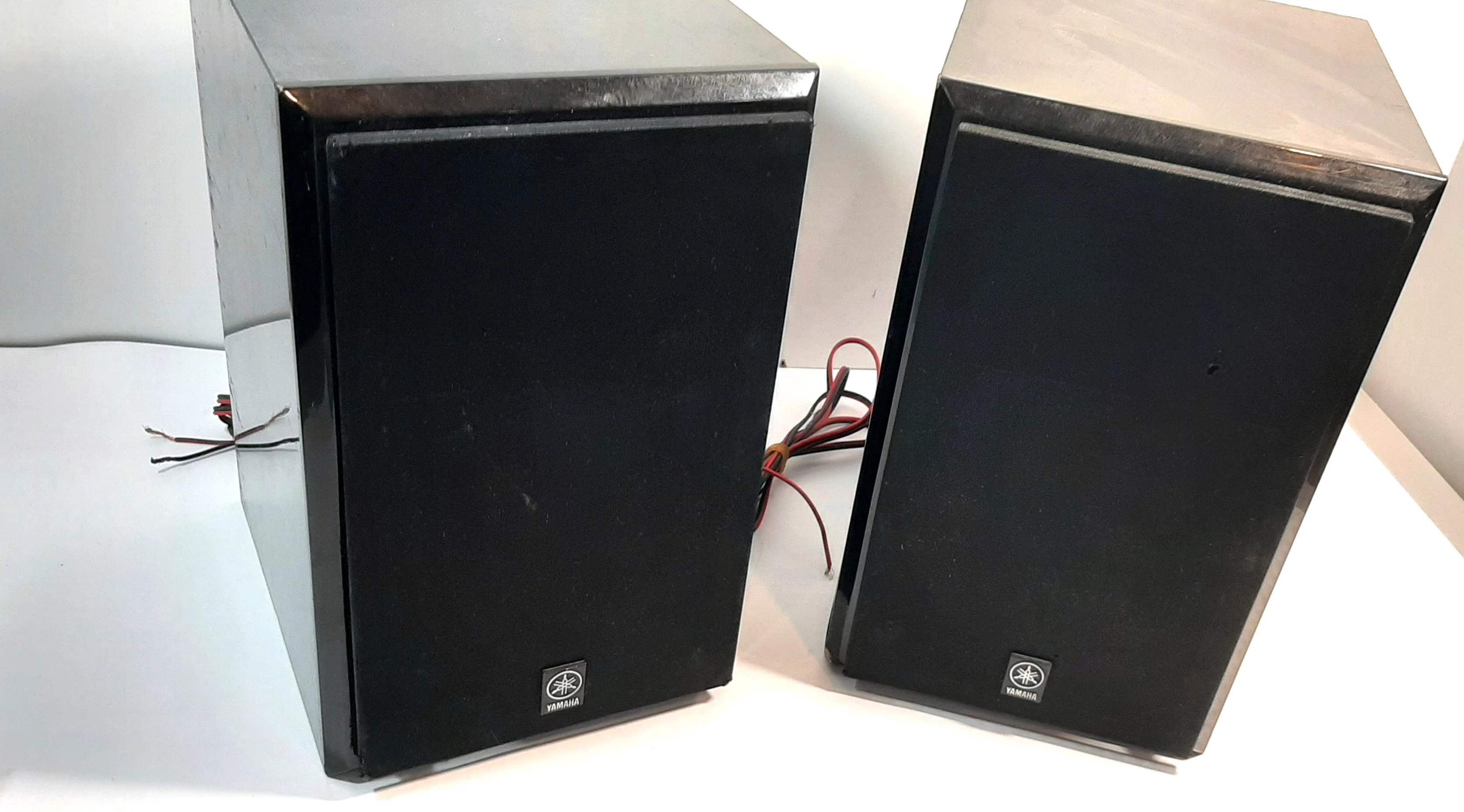 glosniki-kolumny-yamaha-nx-e400-2szt-stan-uzywany