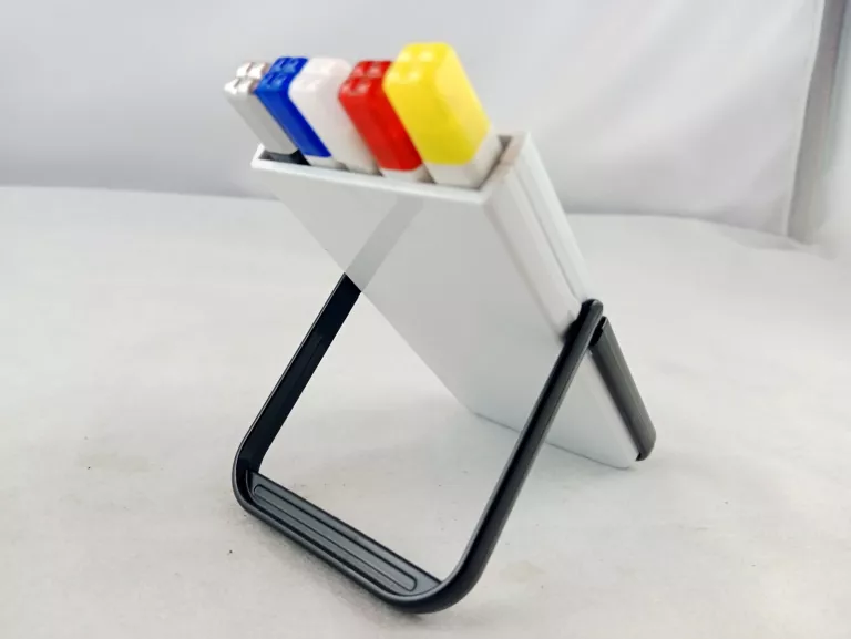 podporka-na-telefon-z-organizerem-marka-248811-958954