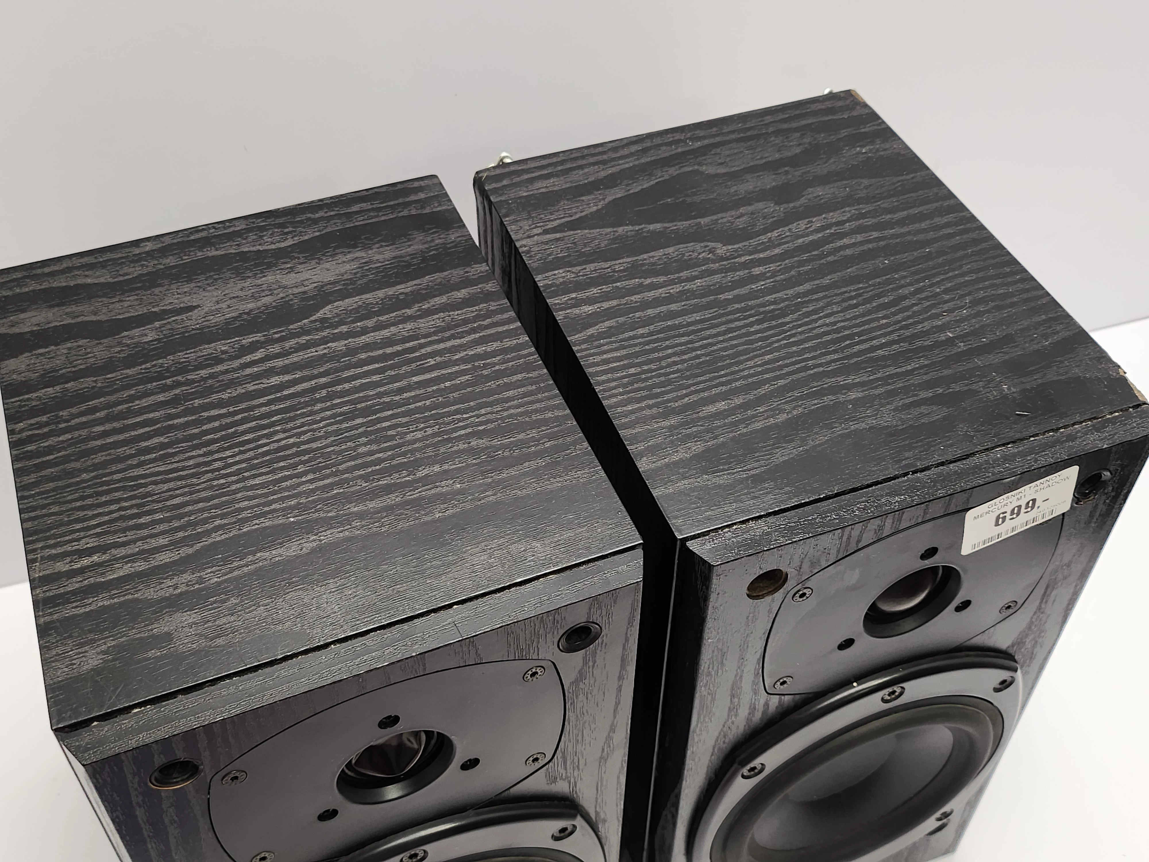 glosniki-tannoy-mercury-m1-shadow-kolor-wisnia