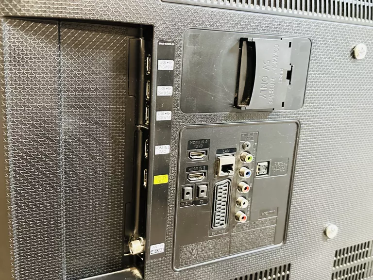 TELEWIZOR SAMSUNG UE40H6400 + KABEL + PILOT + INSTRUKCJE OPIS