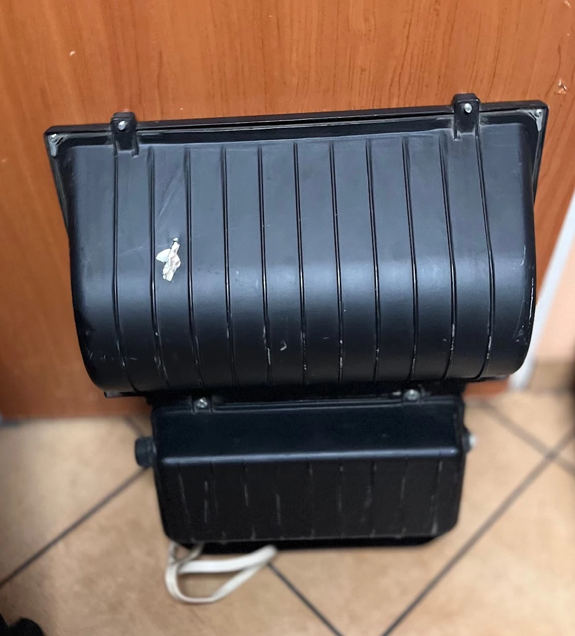 oprawa-metalohalogenowa-symetryczna-omc-250s-220-240v-ac-250w213a-product-id-bbd2b160-8140-4076-92a1-a0dc1a0332a7