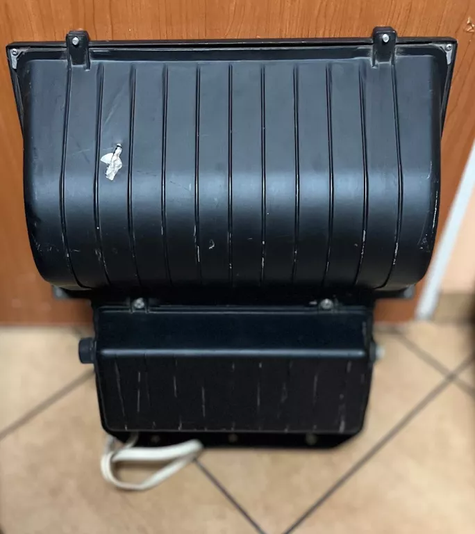 oprawa-metalohalogenowa-symetryczna-omc-250s-220-240v-ac-250w213a-kod-producenta-12756