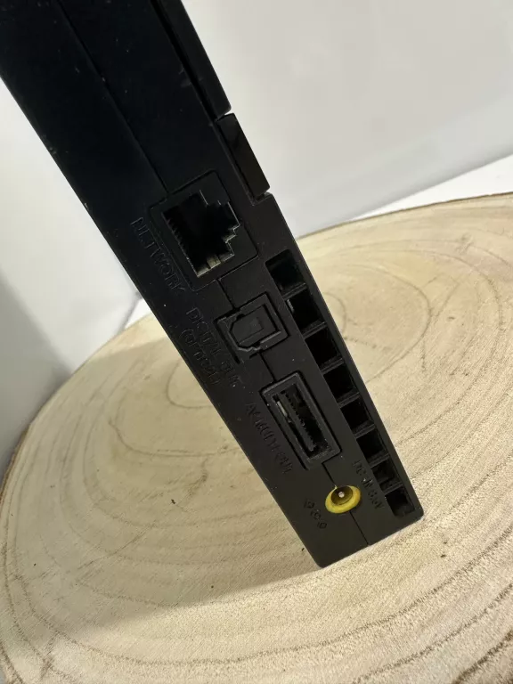 KONSOLA PLAYSTATION 2
