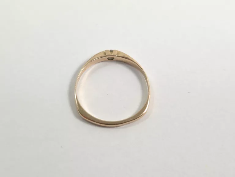 ŚLICZNY ZŁOTY PIERŚCIONEK Z CYRKONIĄ 333 1,17G R11