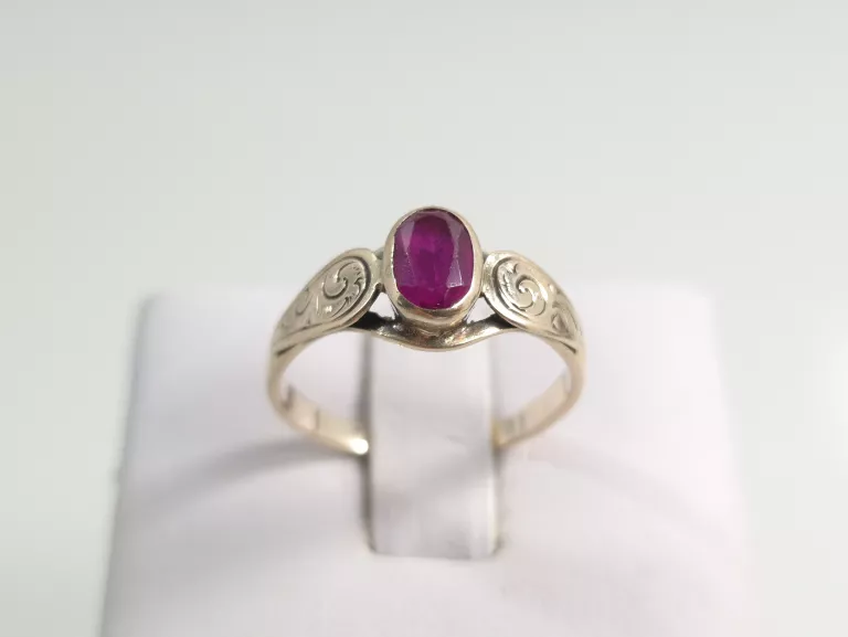 zloty-pierscionek-z-rubinem-333-8k-218g-r14-kamien-17088-128