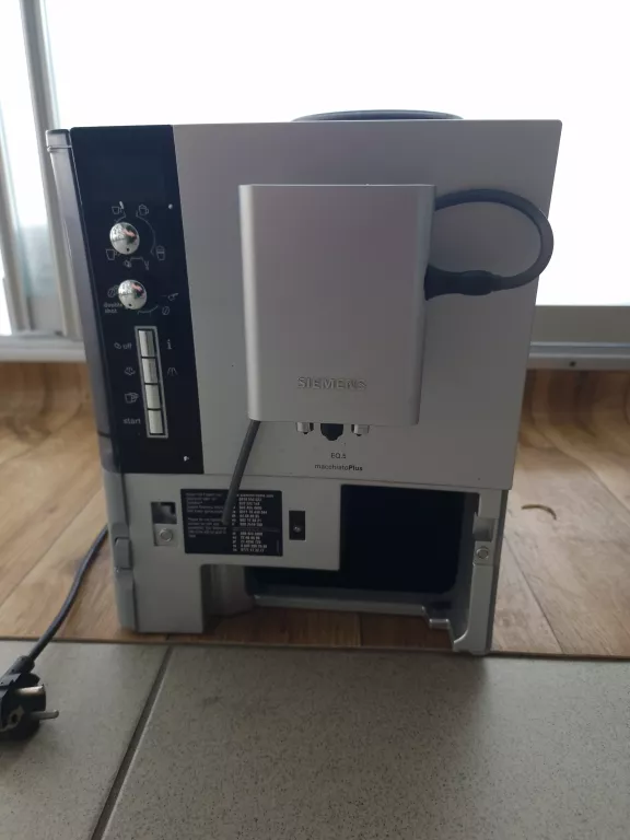 AUTOMATYCZNY EKSPRESS DO KAWY SIEMENS TE 515