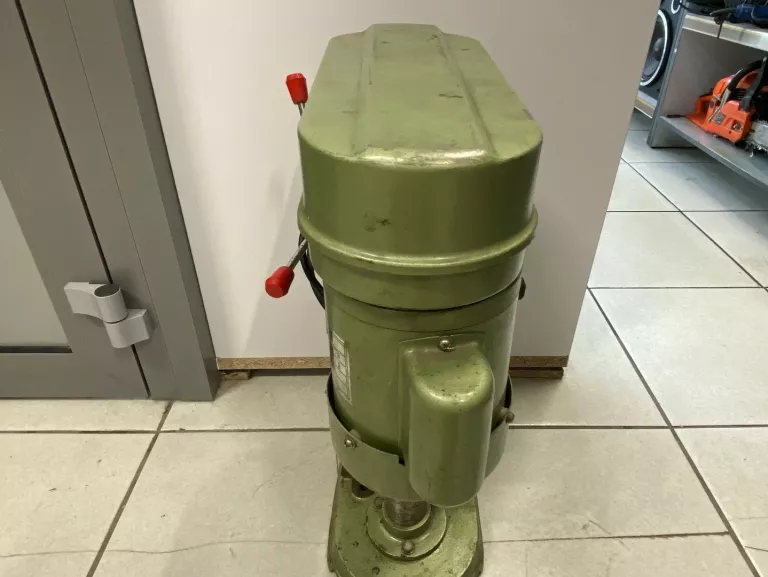 wiertarka-stolowa-tip-300w-rodzaj-stolarskie