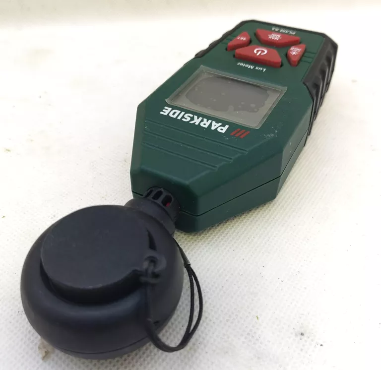 LUKSOMIERZ PARKSIDE HG08329A