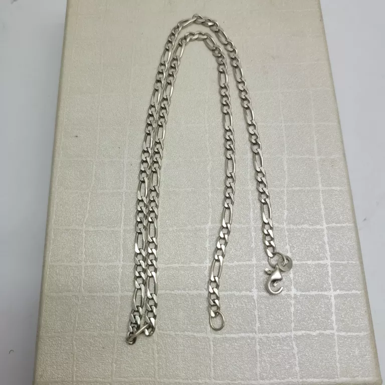 SREBRNY ŁAŃCUSZEK 9,28 GR