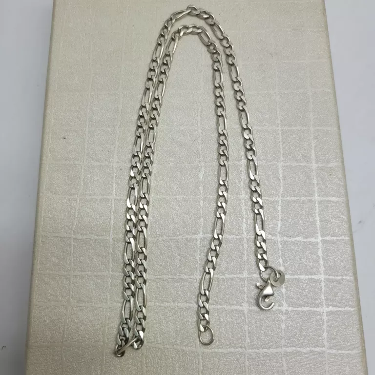 SREBRNY ŁAŃCUSZEK 9,28 GR