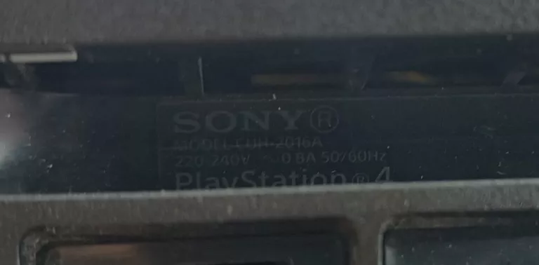 konsola-playstation-4-500-gb-liczba-kontrolerow-w-zestawie-205994-225550