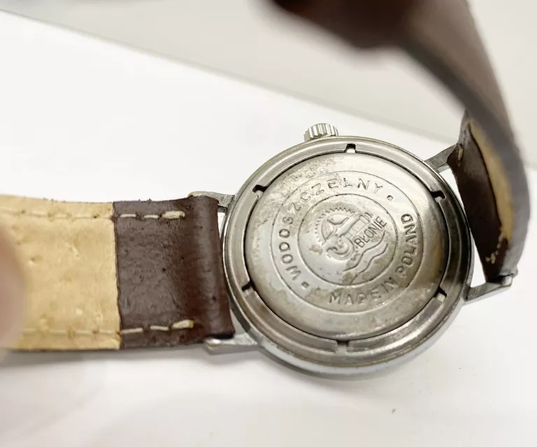 zegarek-mechaniczny-blonex-17-kamieni-blonie-made-in-poland-funkcje-brak