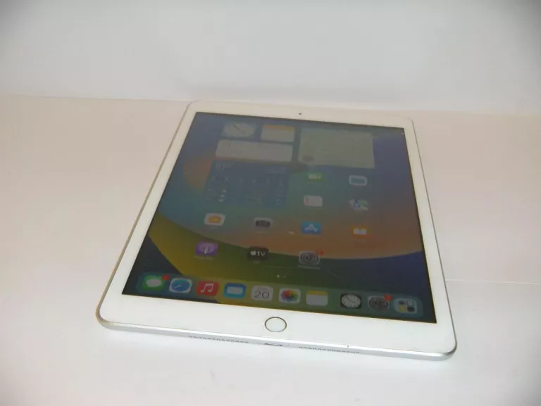 tablet-ipad-7-gen-a2197-32gb-komunikacja-219-2